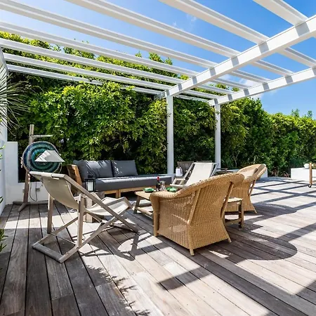 Gallery Keyweek With Pool Hammam And Garden In
