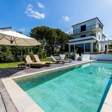 Villa Gallery Keyweek With Pool Hammam And Garden In *